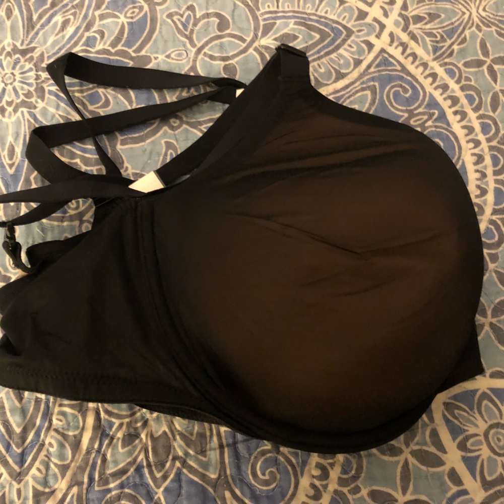 Victoria’s Secret NWT 36D Black Anglelight
